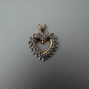 VINTAGE 14K gold and white diamond heart pendant.